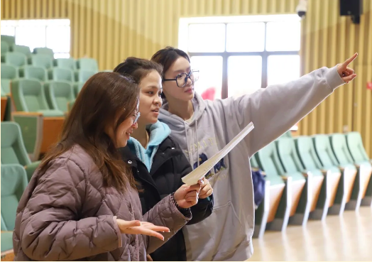 9D09145B-950F-4e69-AC9A-68622D5808D6